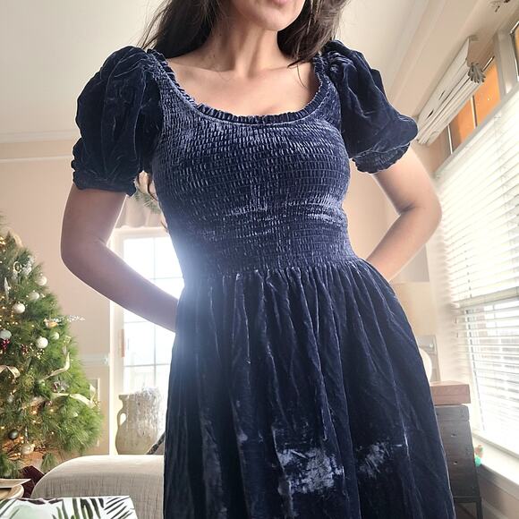 Hill House Blue Velvet Dress The Louisa Nap Dress Smocked Sz S - Picture 2 of 4